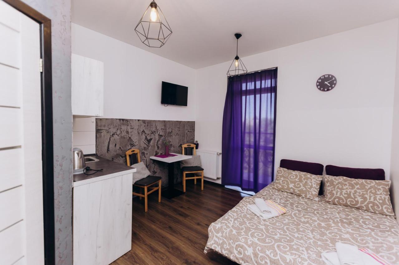Нові Apartments Біля Жд Вокзалу Ivano-Frankivsk Eksteriør bilde