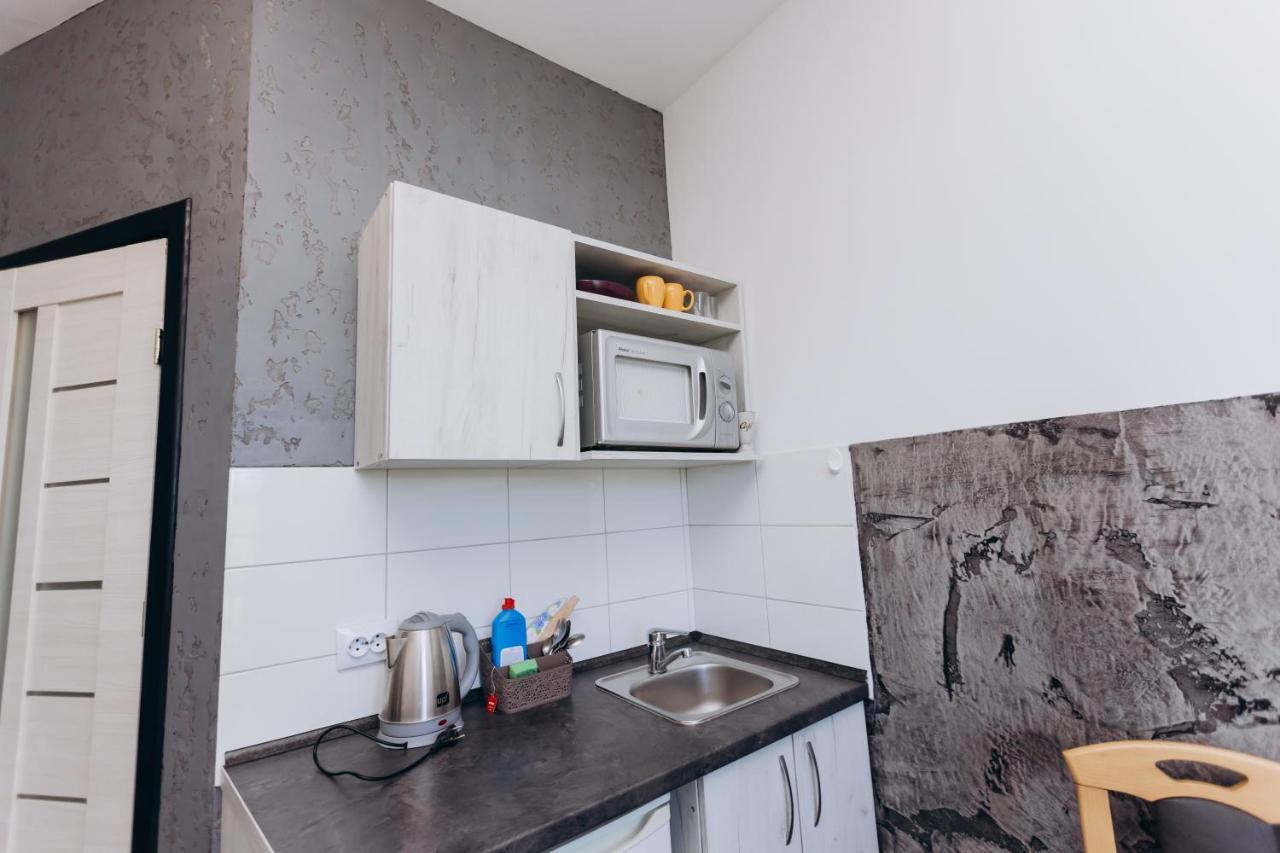 Нові Apartments Біля Жд Вокзалу Ivano-Frankivsk Eksteriør bilde